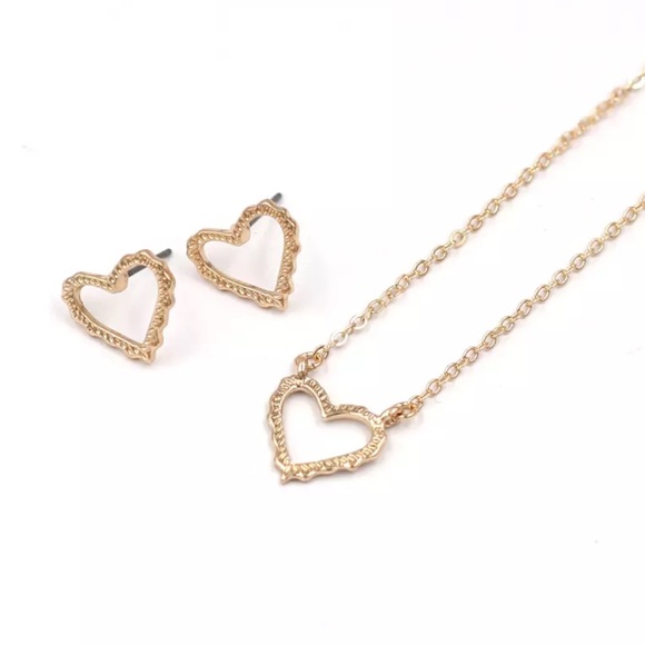 NEW Gold Open Heart Earring and Necklace Set - Picture 1 of 6
